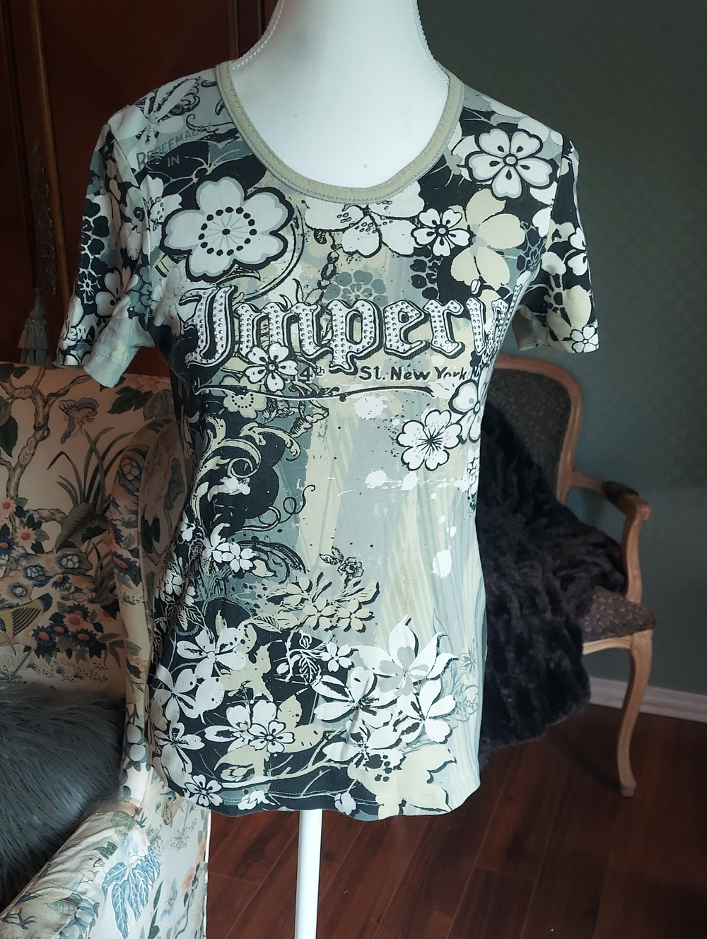 Skinny Minnie Black & Cream Floral Graphic Short Sleeve Tee